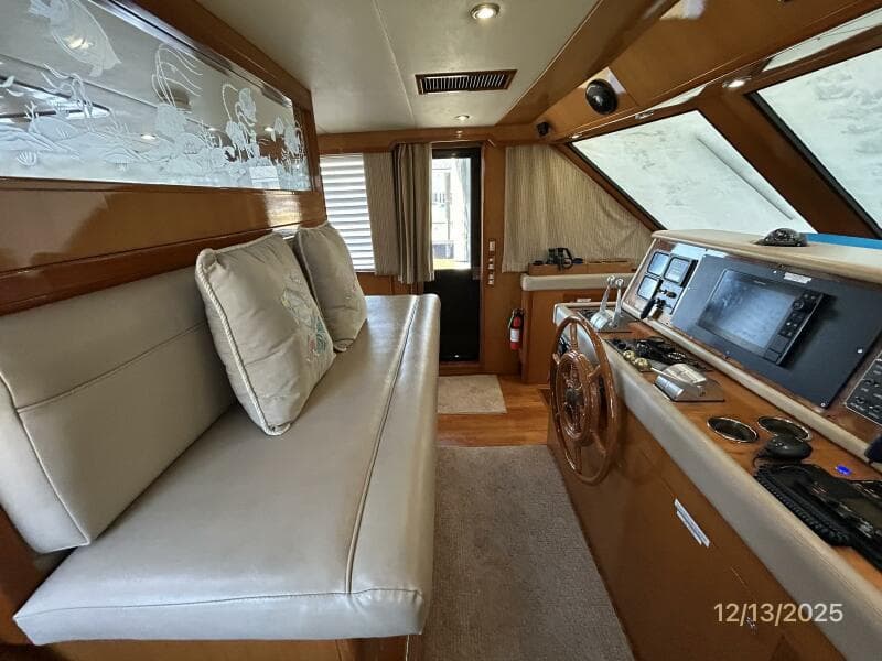 60' Jefferson pilothouse port