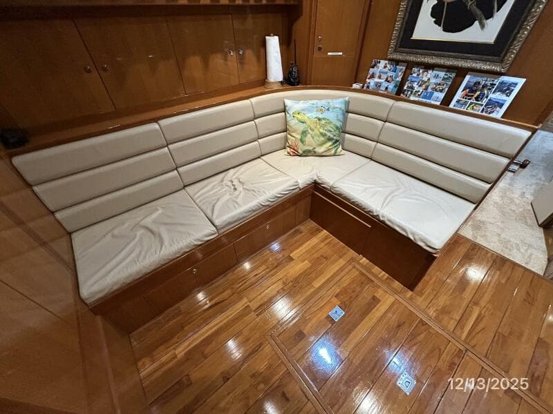 60' Jefferson office seating