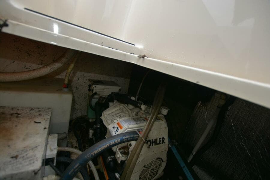1999 Rinker Fiesta Vee 270