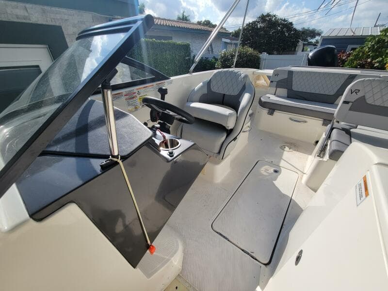 2023 Bayliner VR6 OB