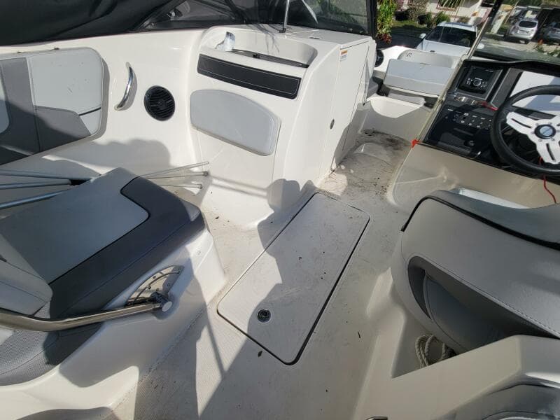 2023 Bayliner VR6 OB