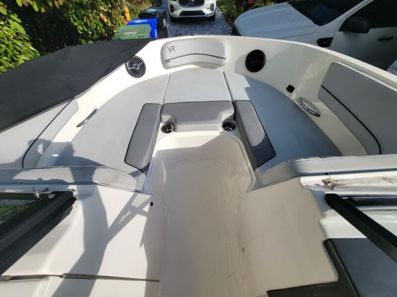 2023 Bayliner VR6 OB
