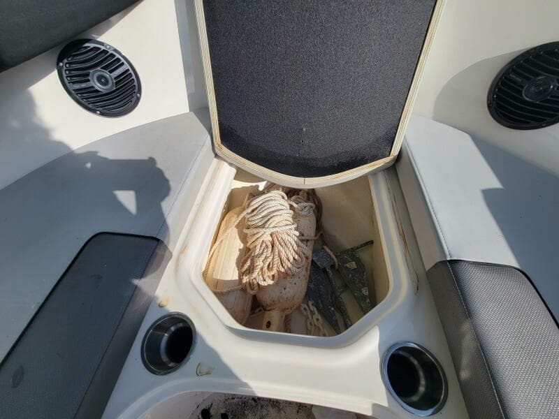 2023 Bayliner VR6 OB