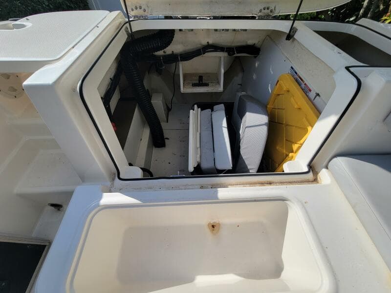 2023 Bayliner VR6 OB