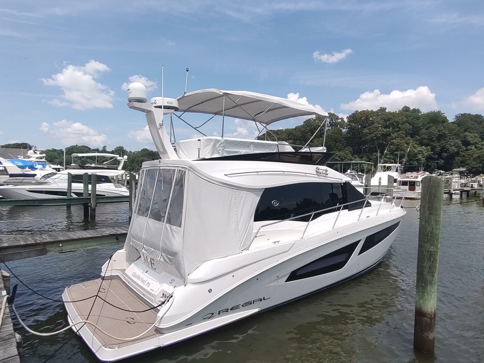 2021 Regal 42 Fly