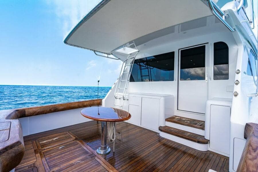 1999 Viking 55 Convertible