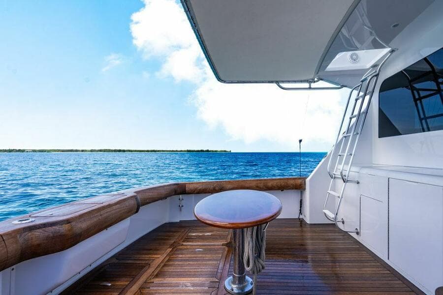1999 Viking 55 Convertible