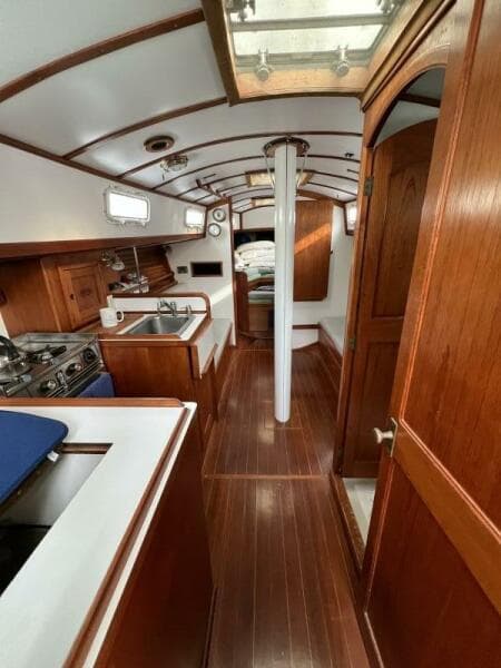 1986 Dickerson Tri-Cabin