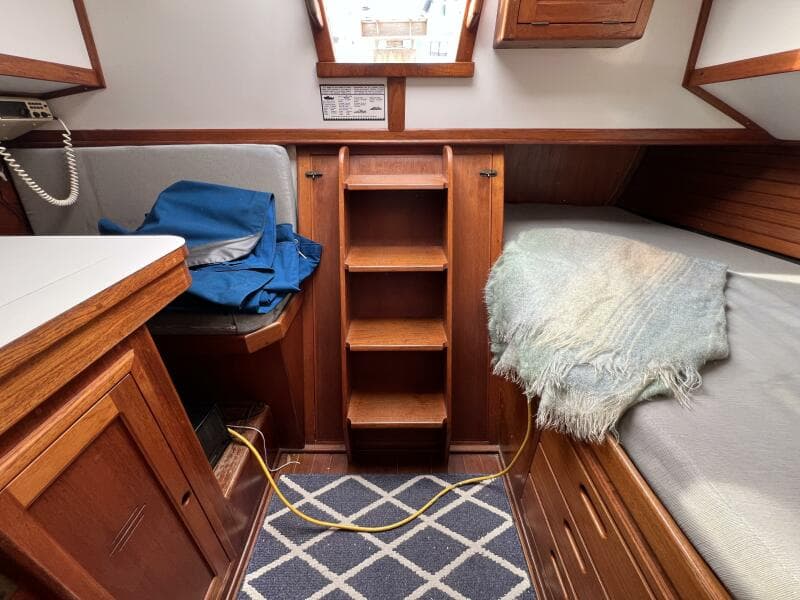 1986 Dickerson Tri-Cabin