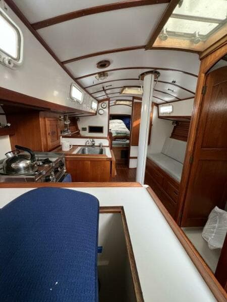1986 Dickerson Tri-Cabin