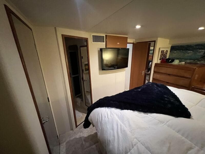 1999 Viking 60 CPMY