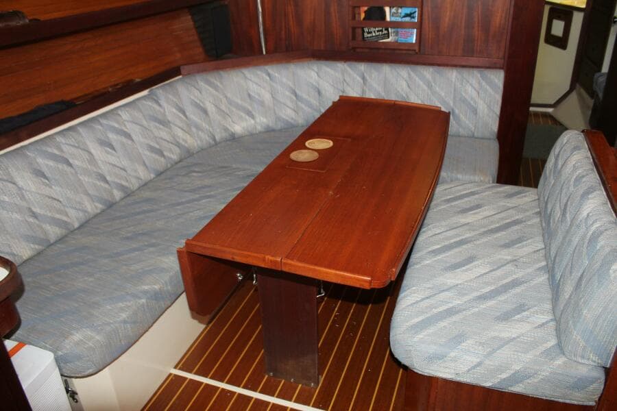1990 Catalina 42