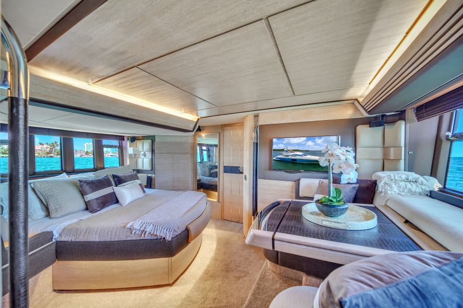 2012 Azimut 64 FLY