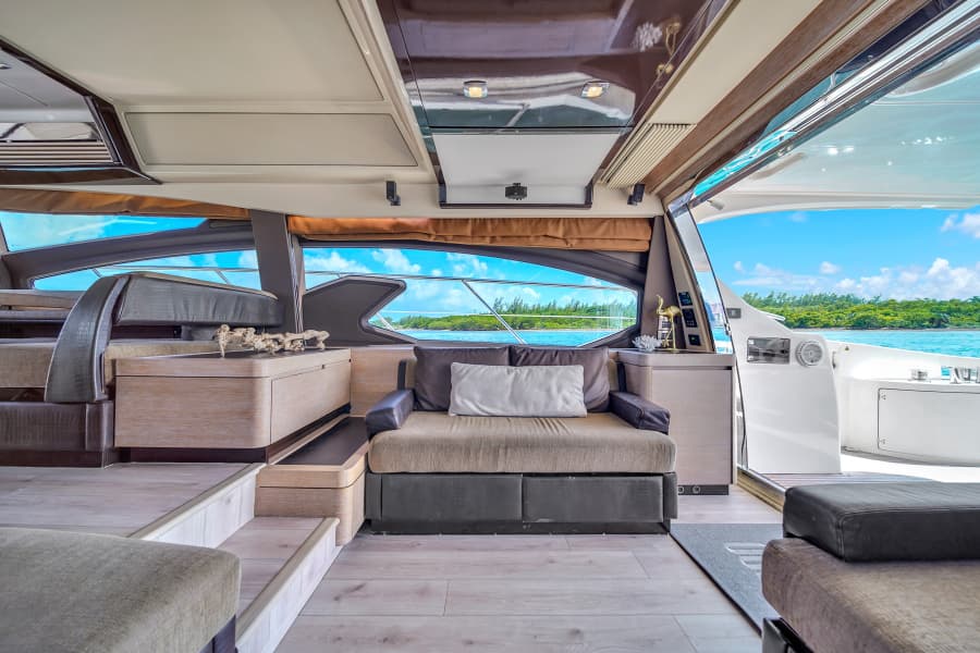 2012 Azimut 64 FLY