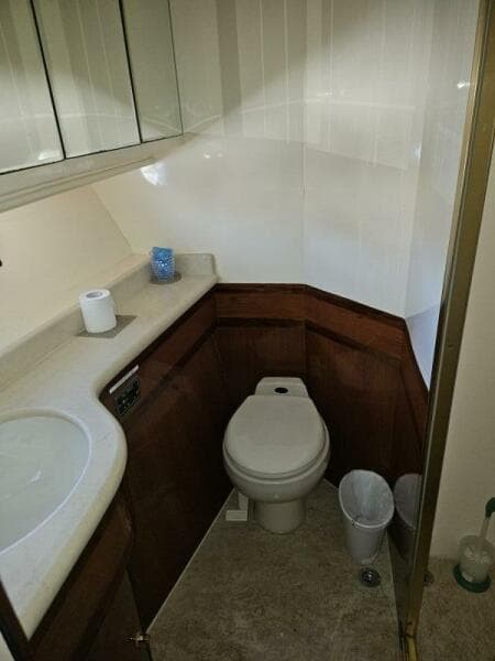 2003 Johnson Flybridge