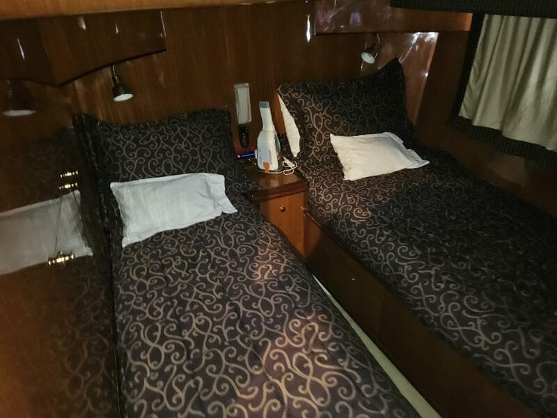 2003 Johnson Flybridge