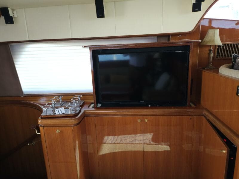 2003 Johnson Flybridge