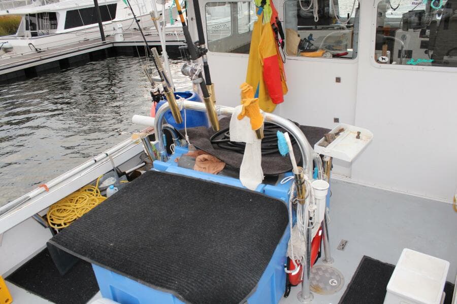 Fishing Station & Gear