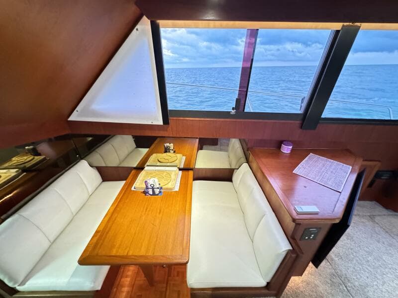 1987 Viking 48 Motor Yacht