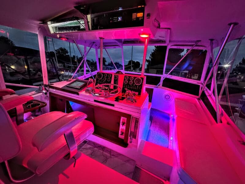 1987 Viking 48 Motor Yacht