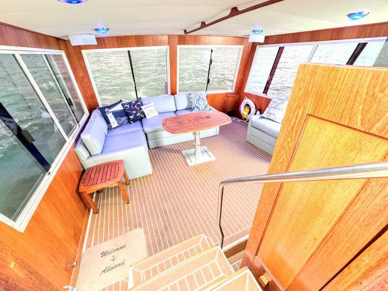 1987 Viking 48 Motor Yacht