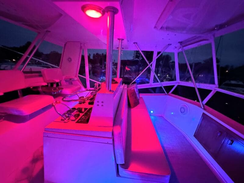 1987 Viking 48 Motor Yacht