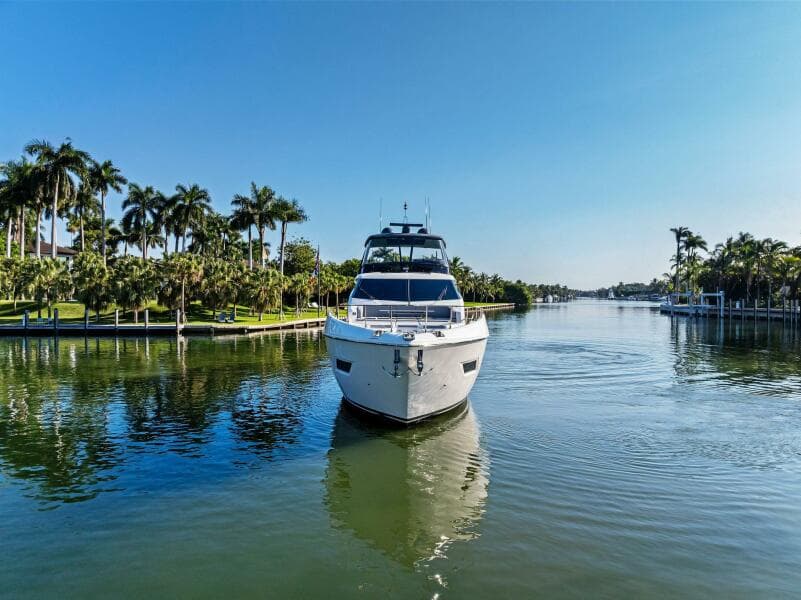 2019 Ferretti Yachts 780