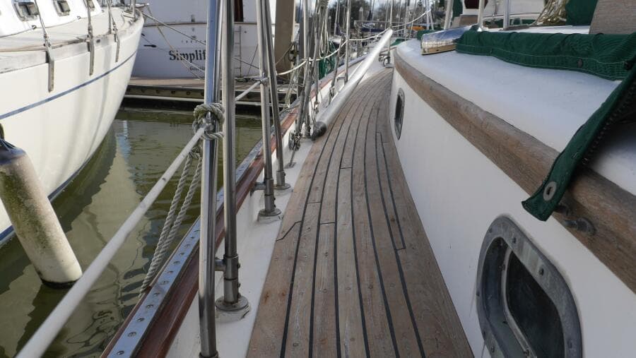 1979 Tayana 37