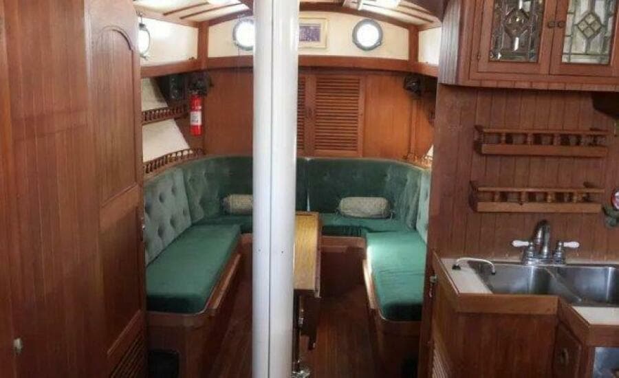 1979 Tayana 37