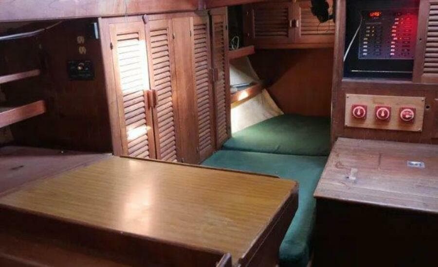 1979 Tayana 37
