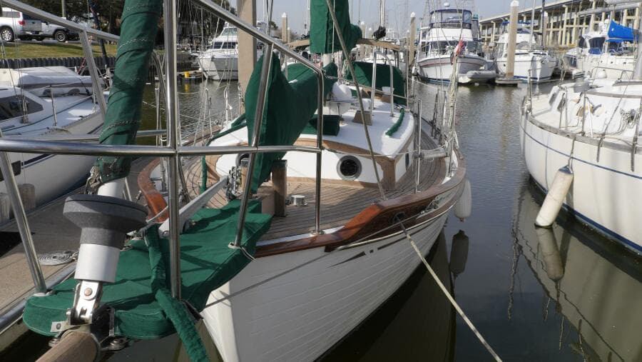 1979 Tayana 37