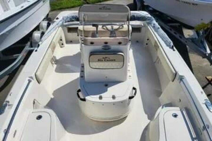 2022 Sea Chaser 21 LX
