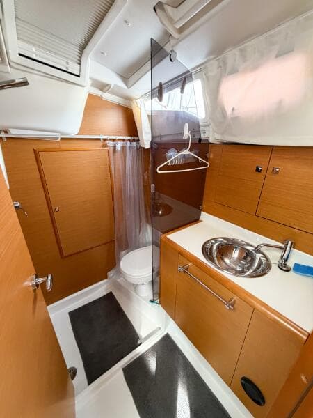 2013 Jeanneau Sun Odyssey 409