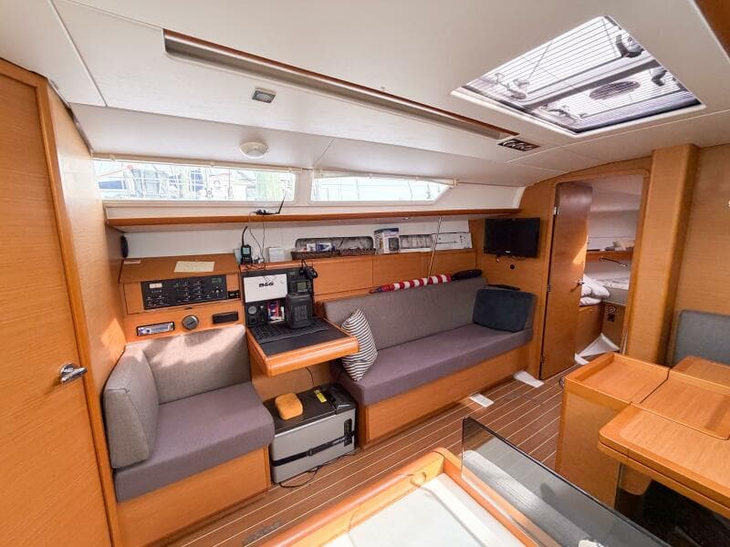 2013 Jeanneau Sun Odyssey 409