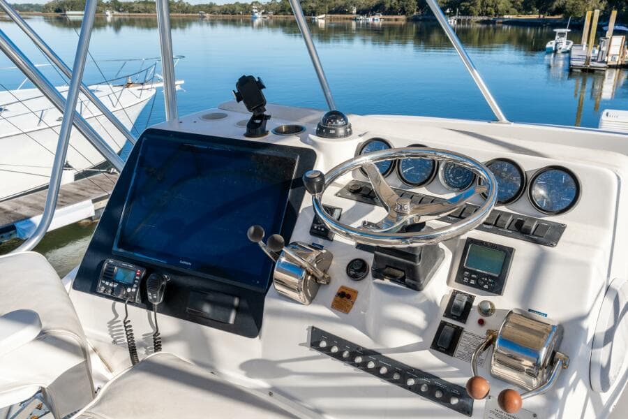 2004 Luhrs 36 Convertible