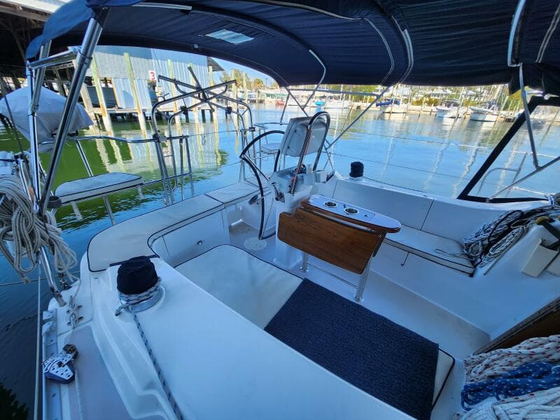 2012 Catalina 355