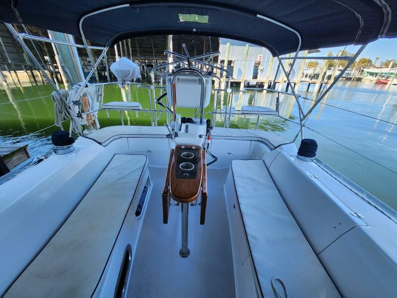 2012 Catalina 355