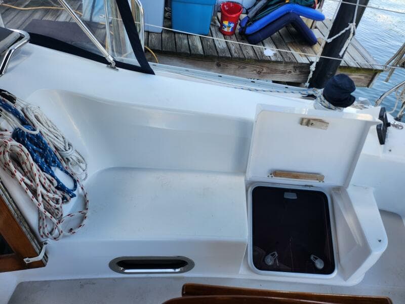 2012 Catalina 355