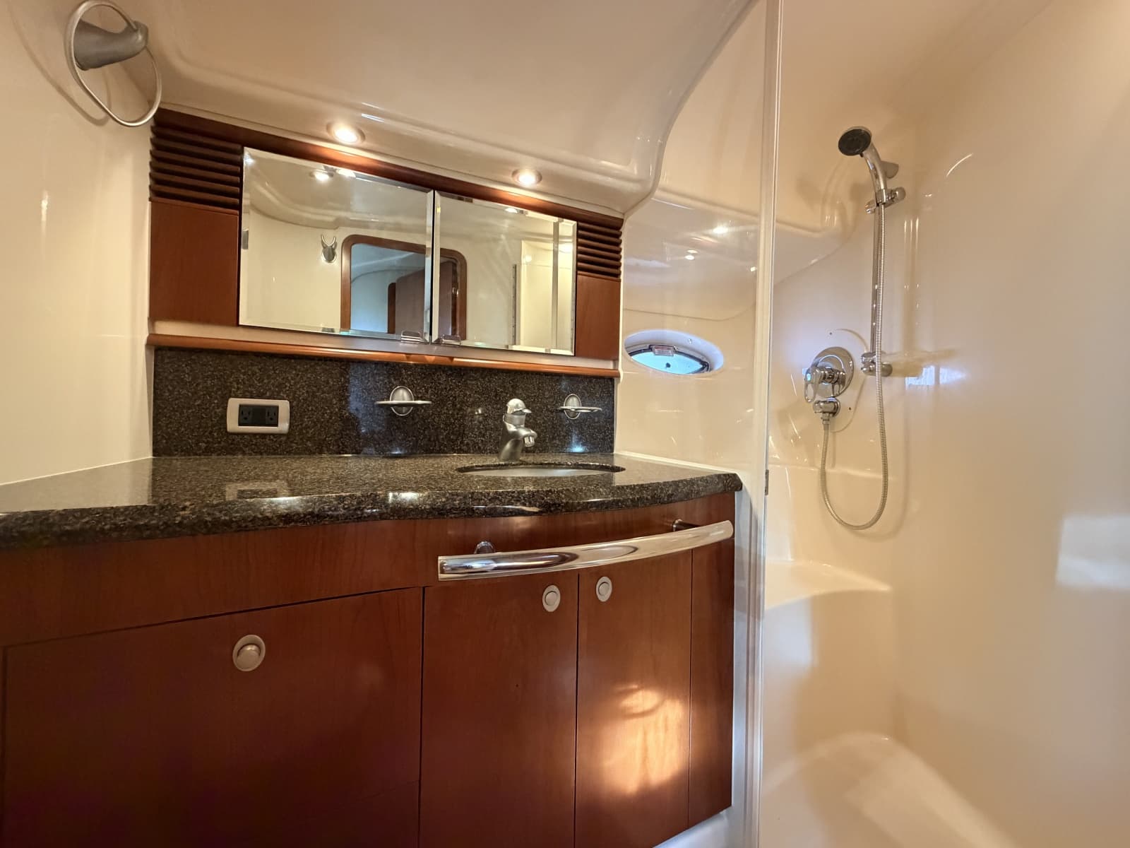 2005 Sea Ray 