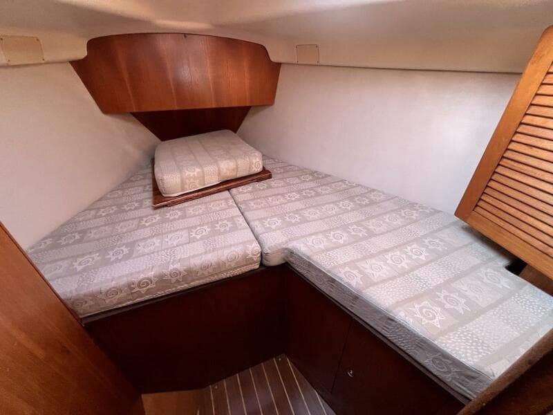 2002 Hunter 326