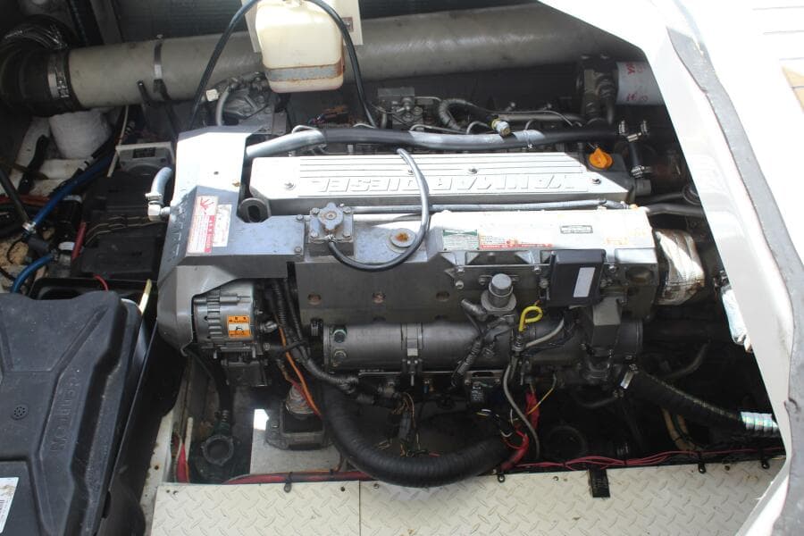 2007 Cruisers Yachts 420 Express