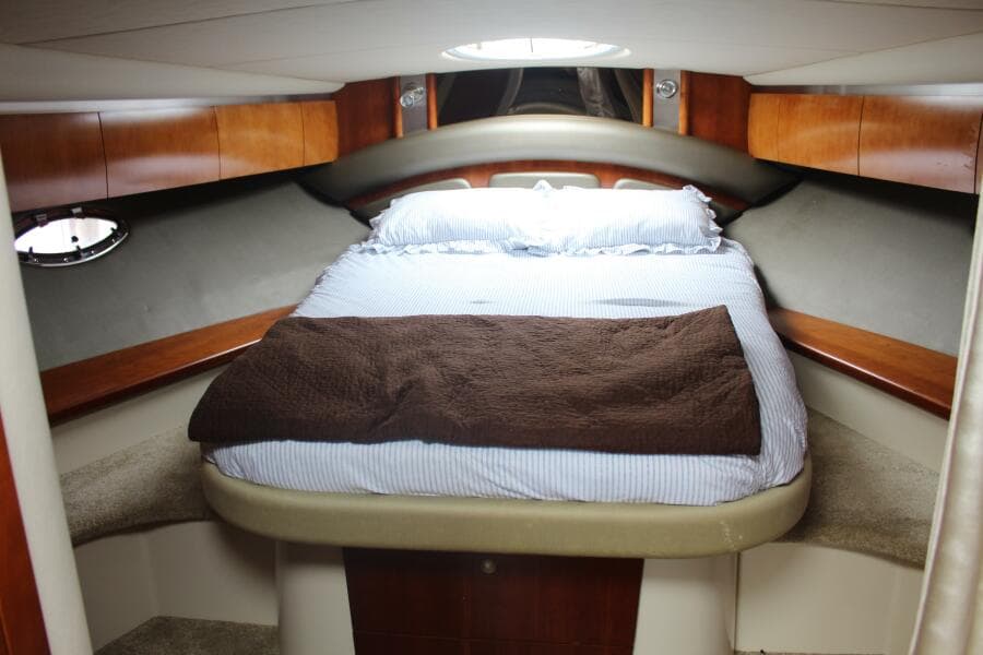 2007 Cruisers Yachts 420 Express