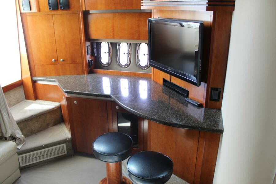 2007 Cruisers Yachts 420 Express