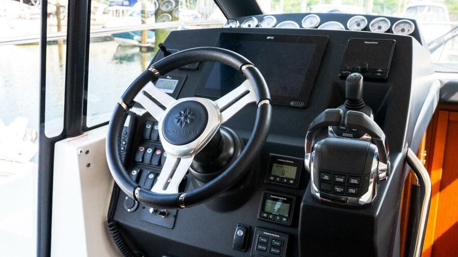 2018 Jeanneau NC 11