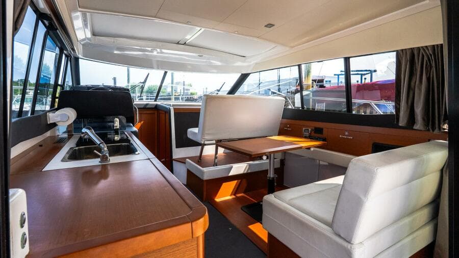 2018 Jeanneau NC 11