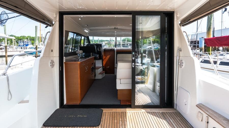 2018 Jeanneau NC 11