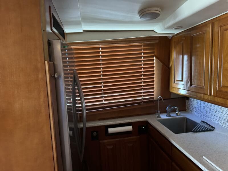 1995 Viking 58 Convertible
