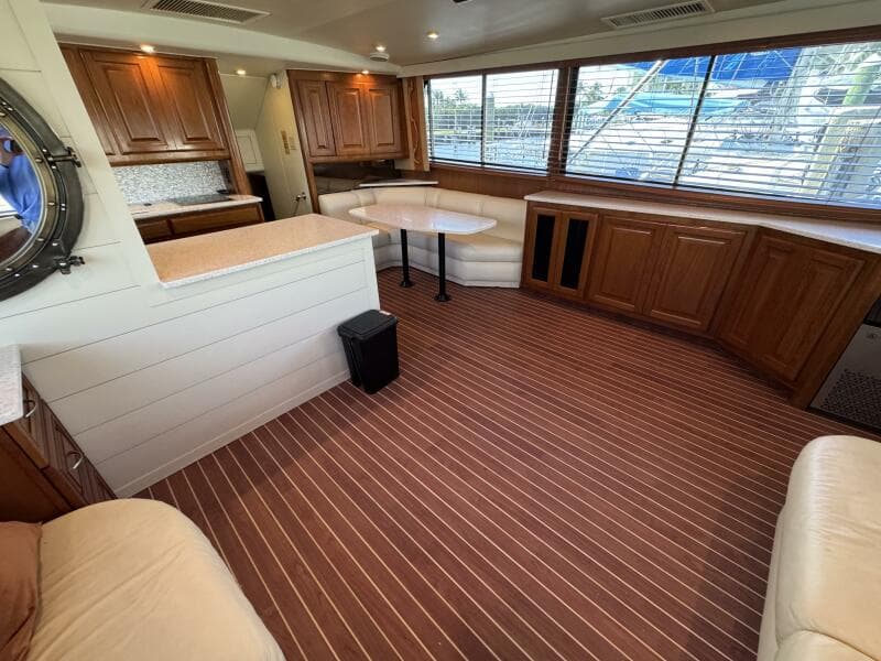 1995 Viking 58 Convertible