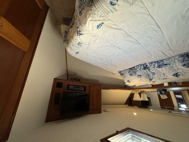 1995 Viking 58 Convertible