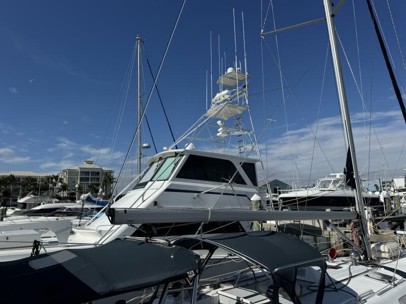 1995 Viking 58 Convertible